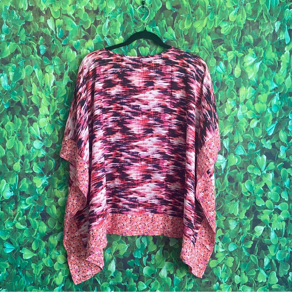 Pioneer Woman - NWOT Pink Patterned Boho Poncho(curvy size) - Picture 6 of 6